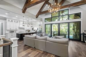 TV, DVD player, table football, ping pong - Keowee Cove Retreat on Lake Keowee! (West Union)