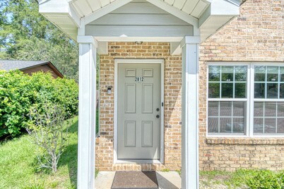 Serene - 20 Min to FSU - 4BED 3BA