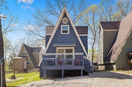 外観. TRL Cabin-Family friendly! Sleeps 6 (4 min. Blk.Oak Am,10 min.Baxter Boat launch