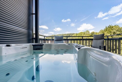 Ferienwohnung "Egge Resort 7b" mit Balkon, Whirpool und Sauna