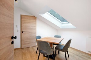 Dining - Ferienwohnung Auerhahn, 50 qm, 2 Schlafzimmer, max. 4 Personen (Höchenschwand)