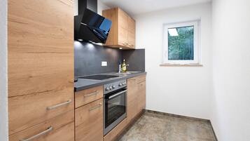 Kühlschrank, Ofen, Herdplatte, Geschirrspüler