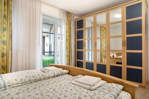 1 室のベッドルーム、アイロン / アイロン台、WiFi (無料)、ベッドシーツ