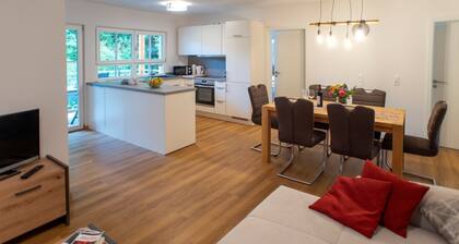 Apartment 'Ferienwohnung Holunder' with Mountain View, Shared Terrace and Wi-Fi
