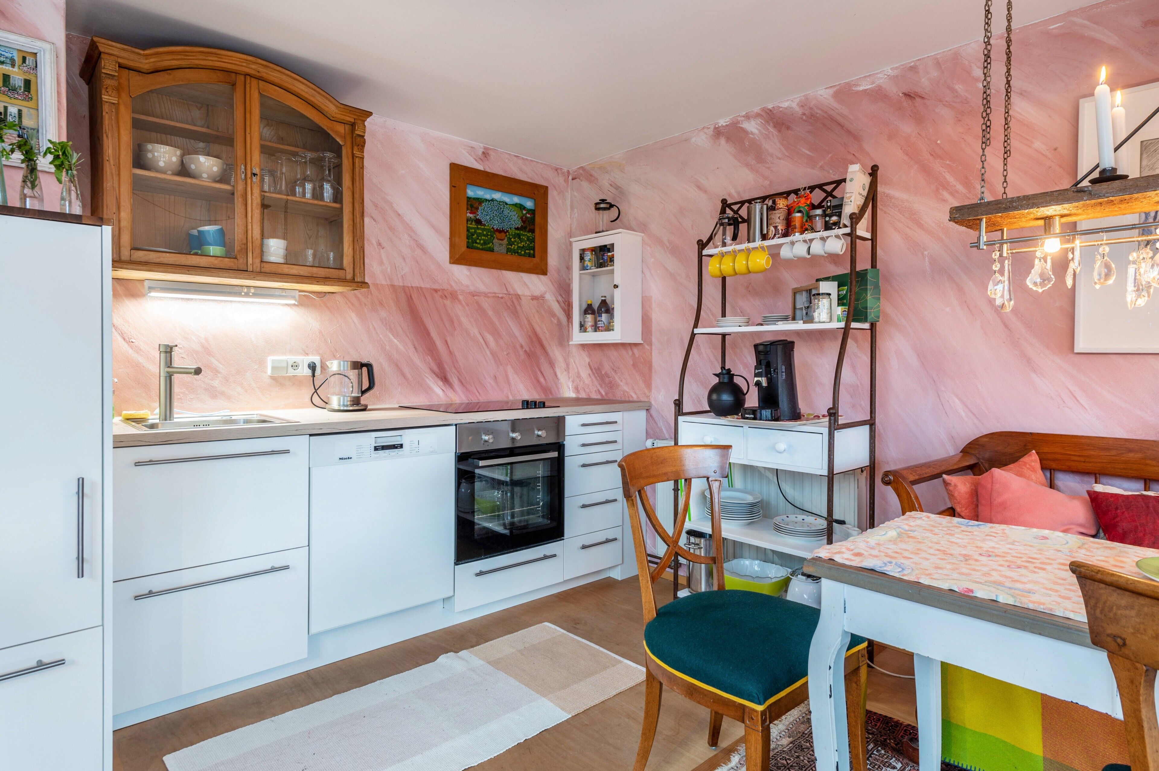 Kühlschrank, Ofen, Herdplatte, Geschirrspüler