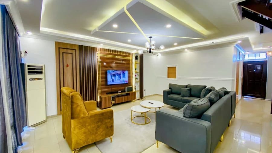 Deluxe Apartment