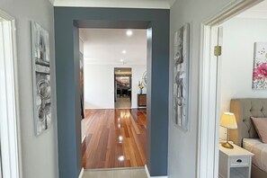 Interior entrance - Hallam 5BRM Rental Entire House (Hallam)