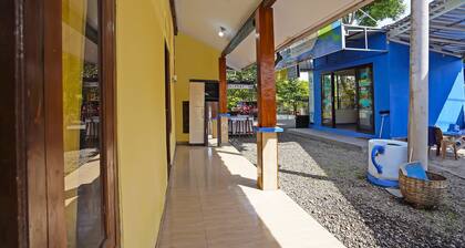 SPOT ON 92476 Sobat Ijen Traveller Homestay