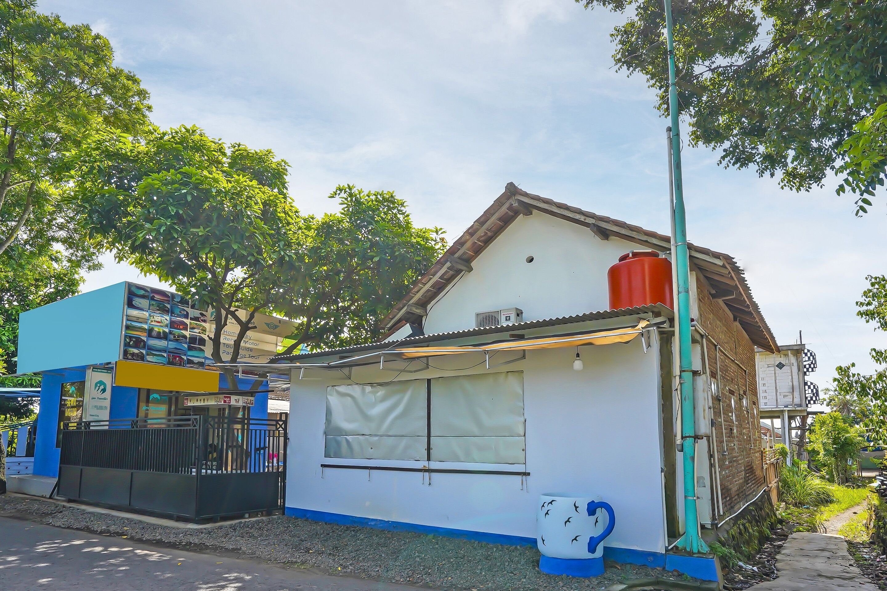 Bagian depan properti