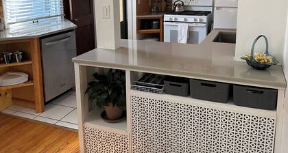 Quaint sunny cottage that rests in the historical neighborhood of Billings