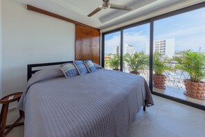 1 bedroom, in-room safe, iron/ironing board, free WiFi