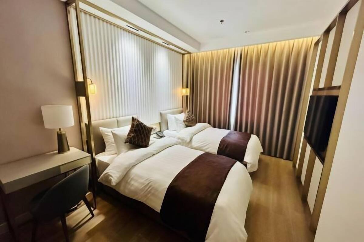In-room safe, desk, laptop workspace, WiFi (free)
