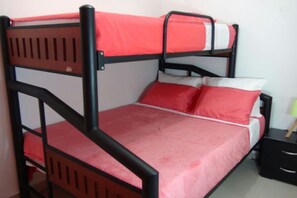 2 bedrooms, iron/ironing board, WiFi, bed sheets