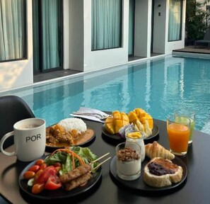 Free daily buffet breakfast  - POR Arak (Chiang Mai)