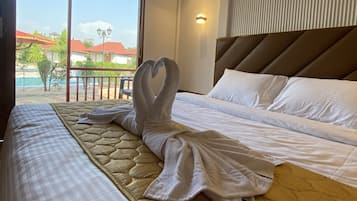 Kamar Deluks | Seprai premium, meja kerja, dan seprai linen