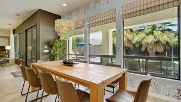 Nhà, phù hợp cho người khuyết tật | 5 phòng ngủ