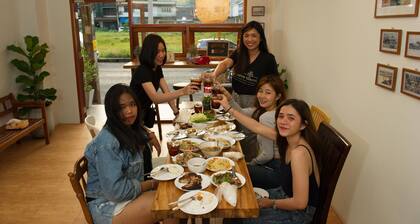 Khok Samet Chun Hostel