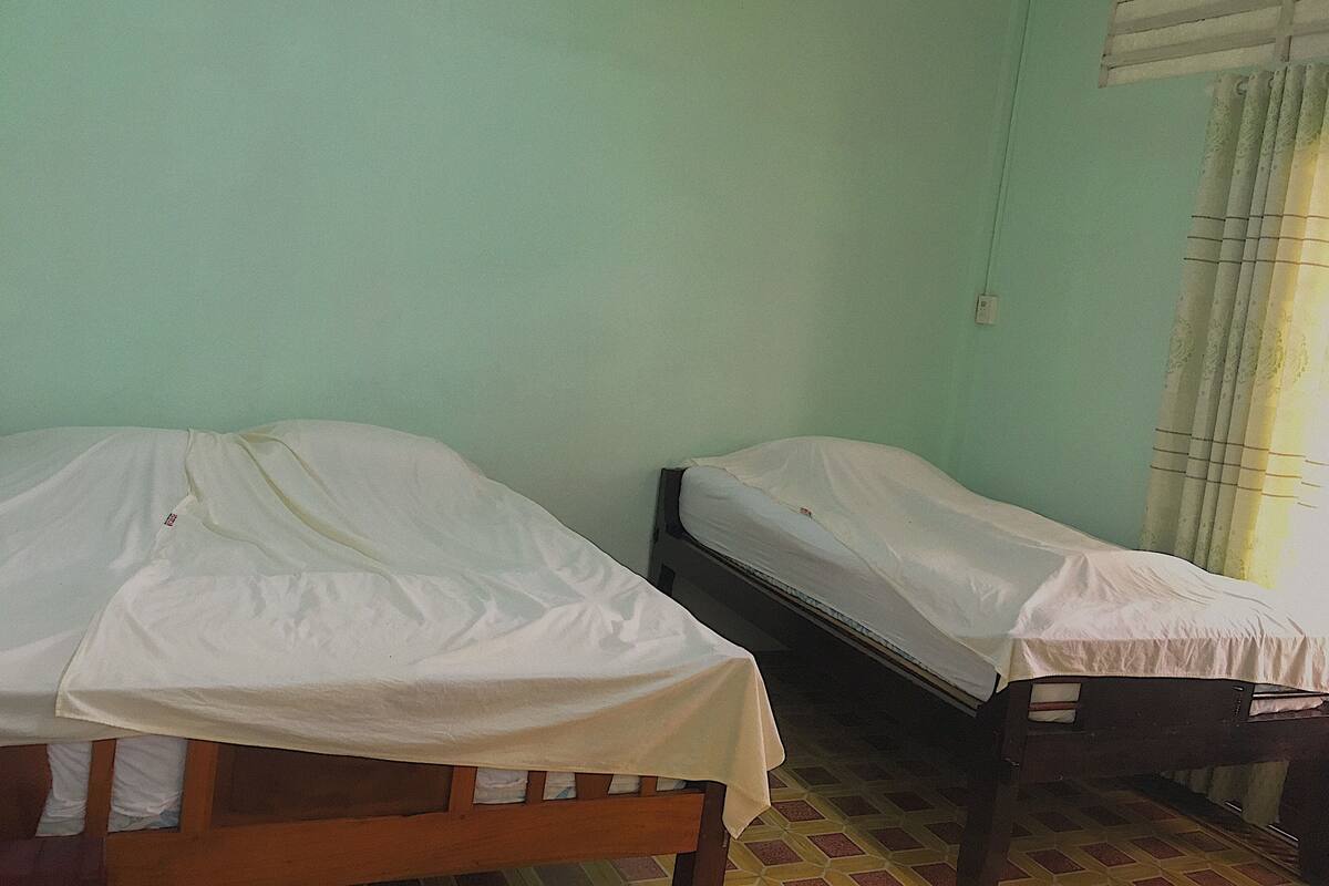 Standard Double Room, 2 Bedrooms, River View | Blackout drapes, bed sheets