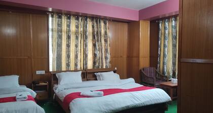Hotel Tawang Holiday