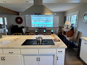 Dining - Xanadu Lakefront Retreat with covered private dock and slide in its own cove! (Bradley)