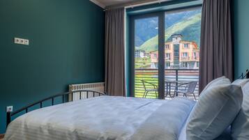 Standard Double Room | Soundproofing, free WiFi