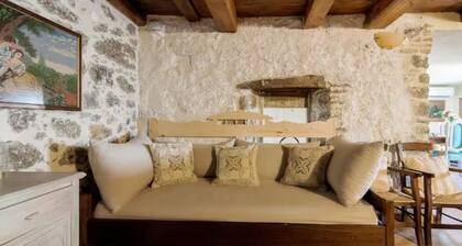 Zaros Philoxenia -Maera-