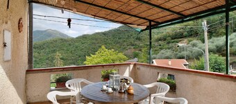Apartment "Câ de Bacî" with Private Terrace