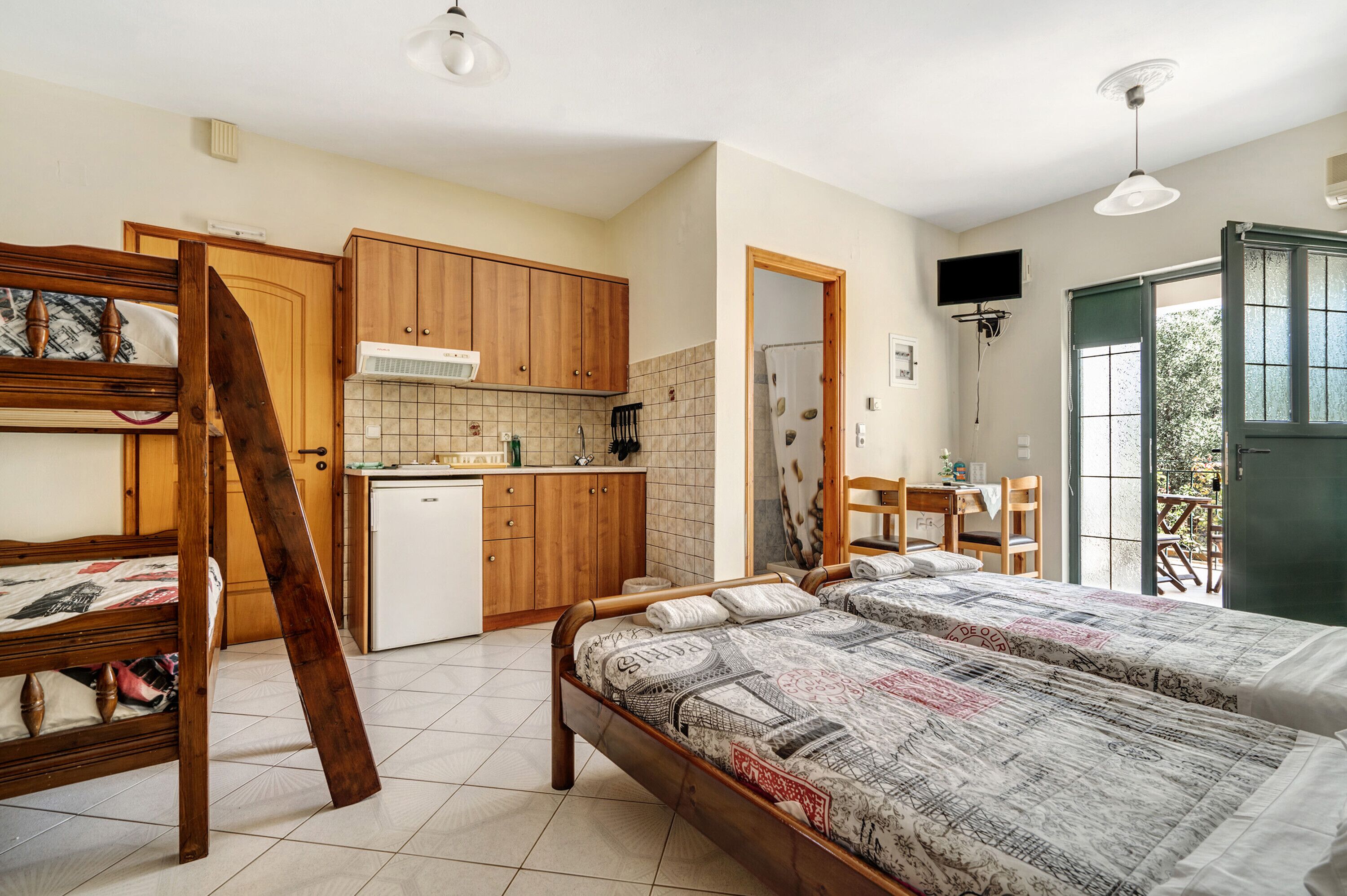 1 chambre, Wi-Fi gratuit, draps fournis