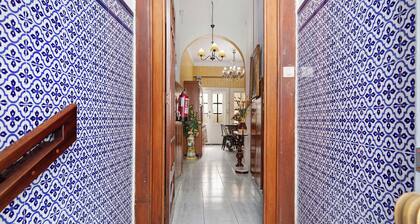 Vacation Home 'Casa Clásica Santa Cruz De La Palma' with Sea View & Wi-Fi