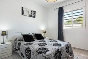 3 soverom, strykejern/-brett, wi-fi (inkludert) og sengetøy