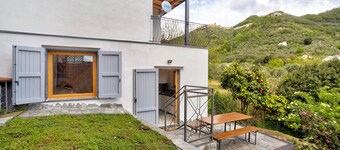Holiday Home 'Villino Marco' with Private Terrace, Wi-Fi and Air Conditioning