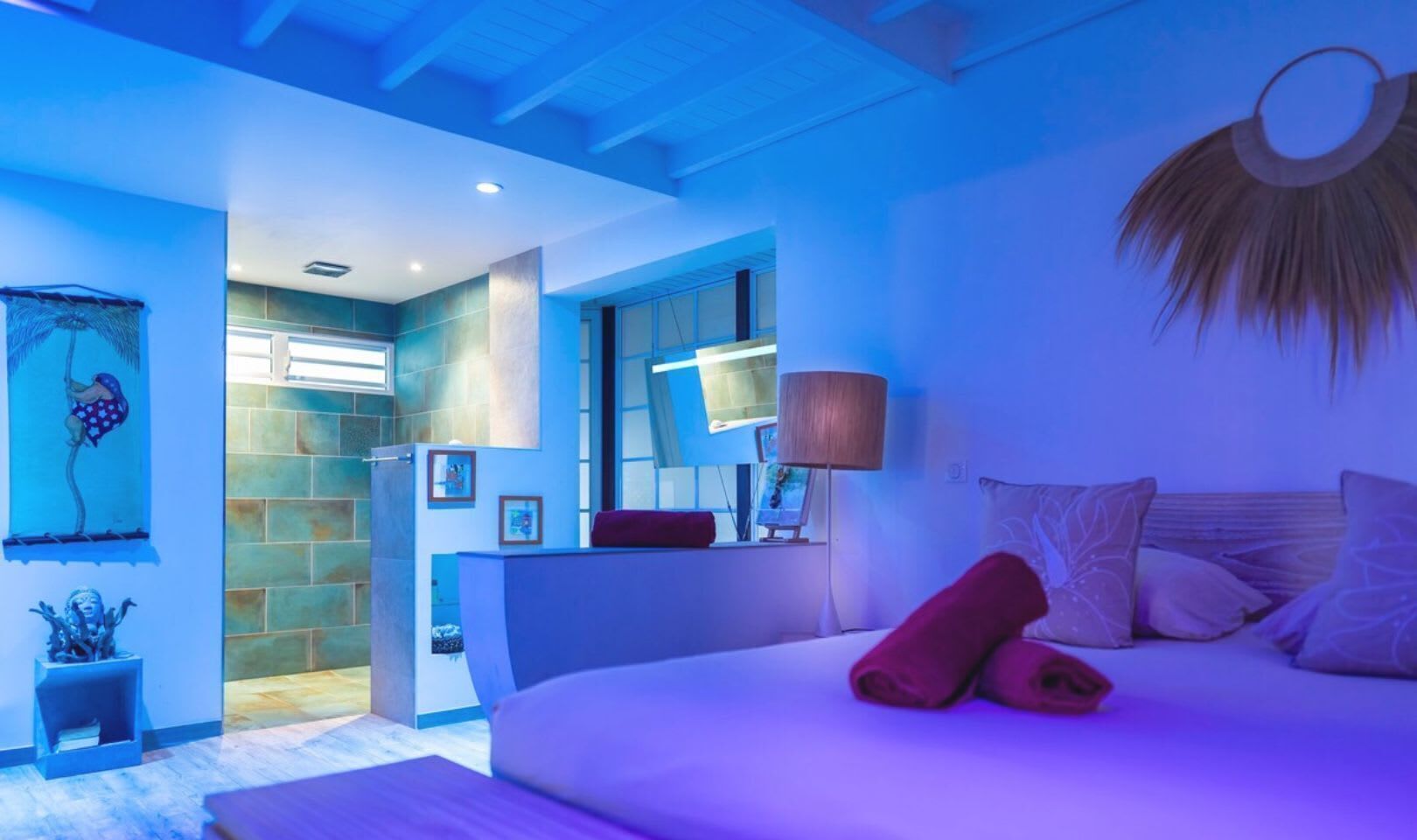 4 camere, una scrivania, ferro/asse da stiro, Wi-Fi