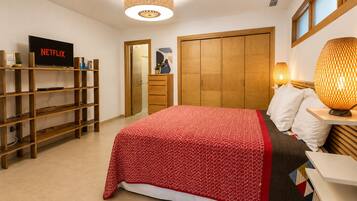 2 bedrooms, free WiFi, bed sheets, wheelchair access