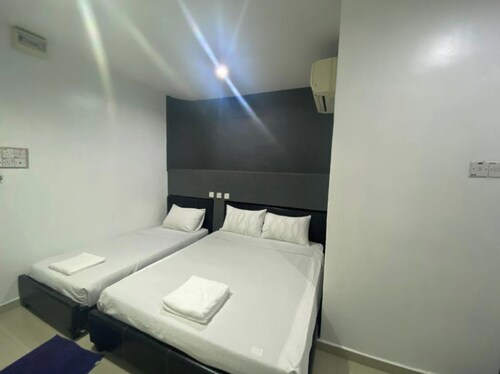 OYO 90849 Hotel Hanarilla