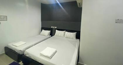 OYO 90849 Hotel Hanarilla