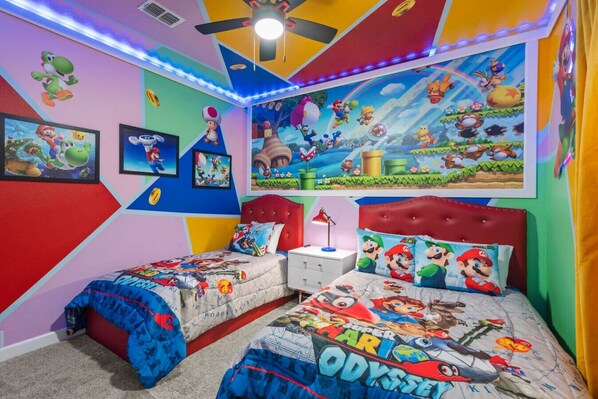 5 bedrooms, desk, iron/ironing board, travel crib