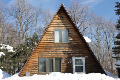 Charming A-Frame Retreat for Couples or Small Families