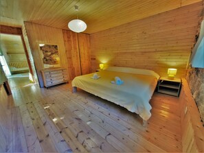 Hus | 3 sovrum, sängtillbehör av högsta kvalitet, gratis wi-fi och sängkläder