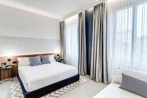 Hochwertige Bettwaren, Minibar, Zimmersafe, individuell dekoriert
