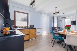 Fridge, microwave, stovetop, electric kettle