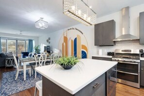 Fridge, microwave, oven, stovetop - Modern Townhome w/ Game Room + 10min to Downtown! (Nashville)