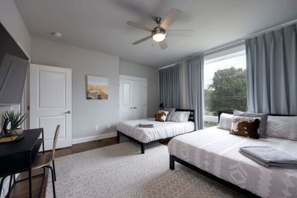 3 soveværelser, skrivebord, strygejern/strygebræt, gratis Wi-Fi