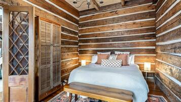 5 Schlafzimmer, Schreibtisch, Bügeleisen/Bügelbrett, Reisekinderbett