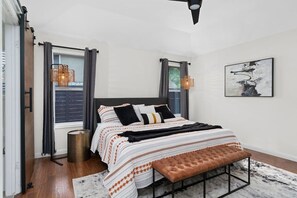 4 عدّة غرف نوم ومكتب ومكواة/لوح كي وواي فاي