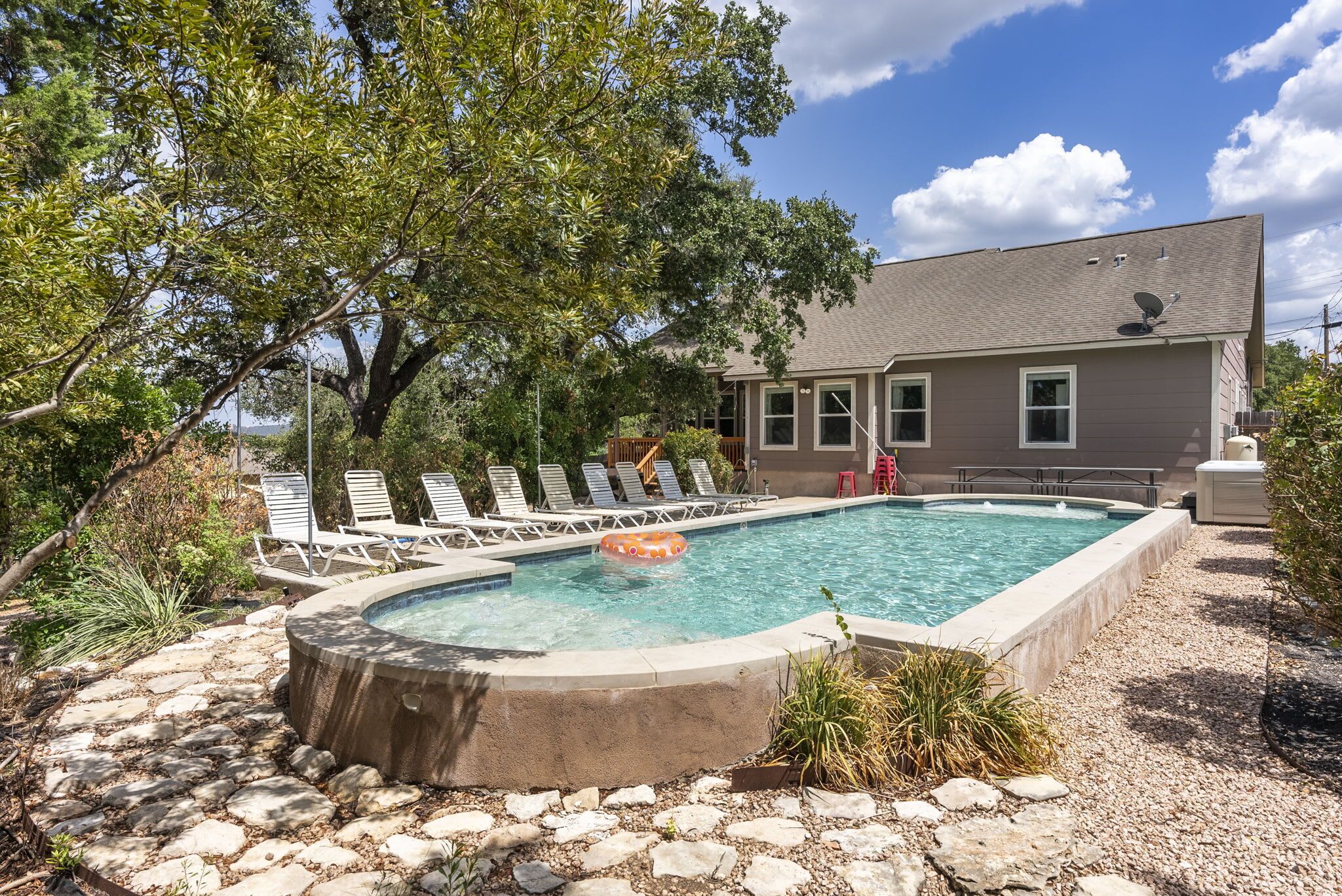 Luxury Lake Estate with Pool and Amazing Outdoors!