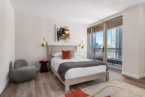 2 soverom, strykejern/-brett, reiseseng for barn og wi-fi