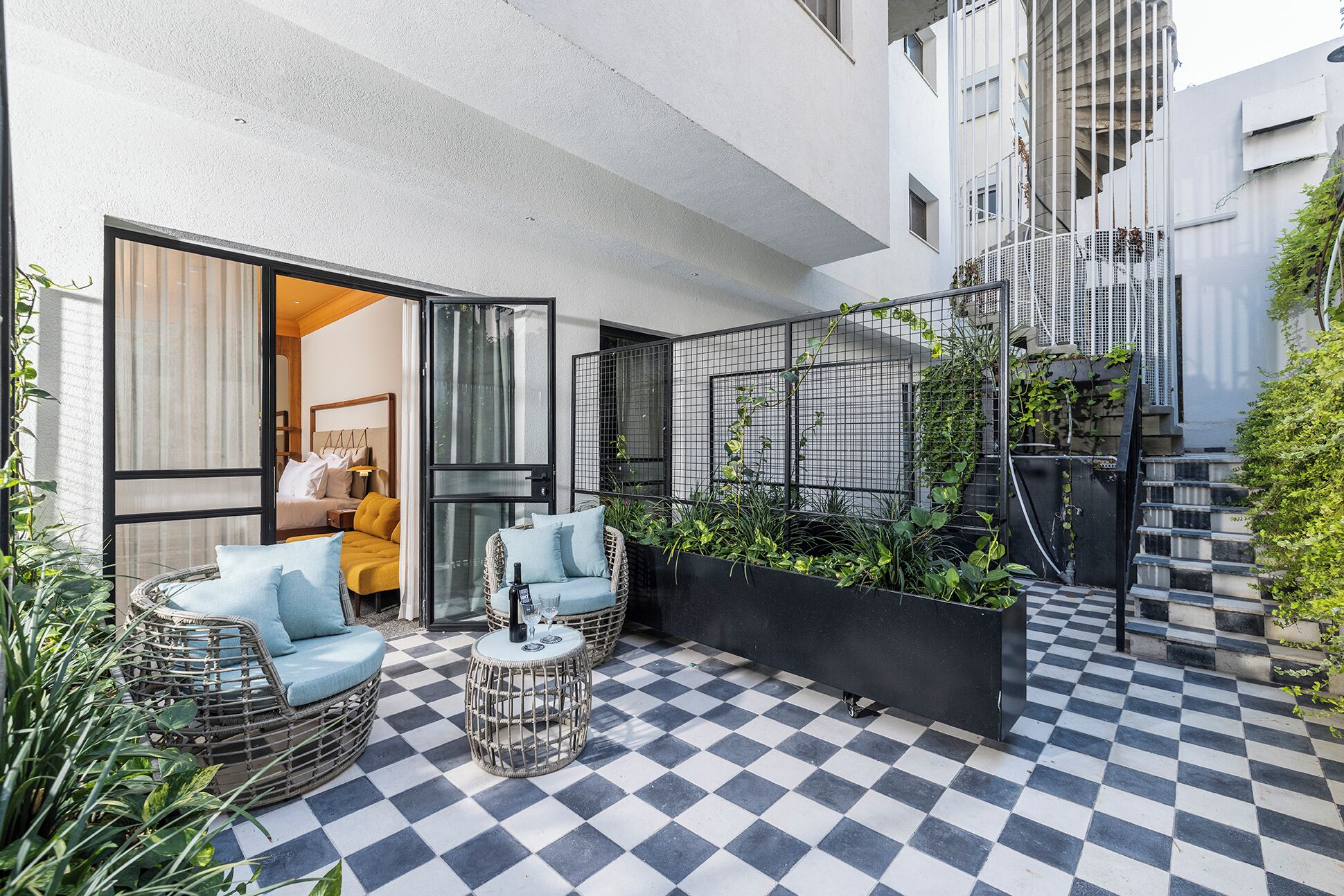 Photo - Hotel 1935- By Adam Hotels