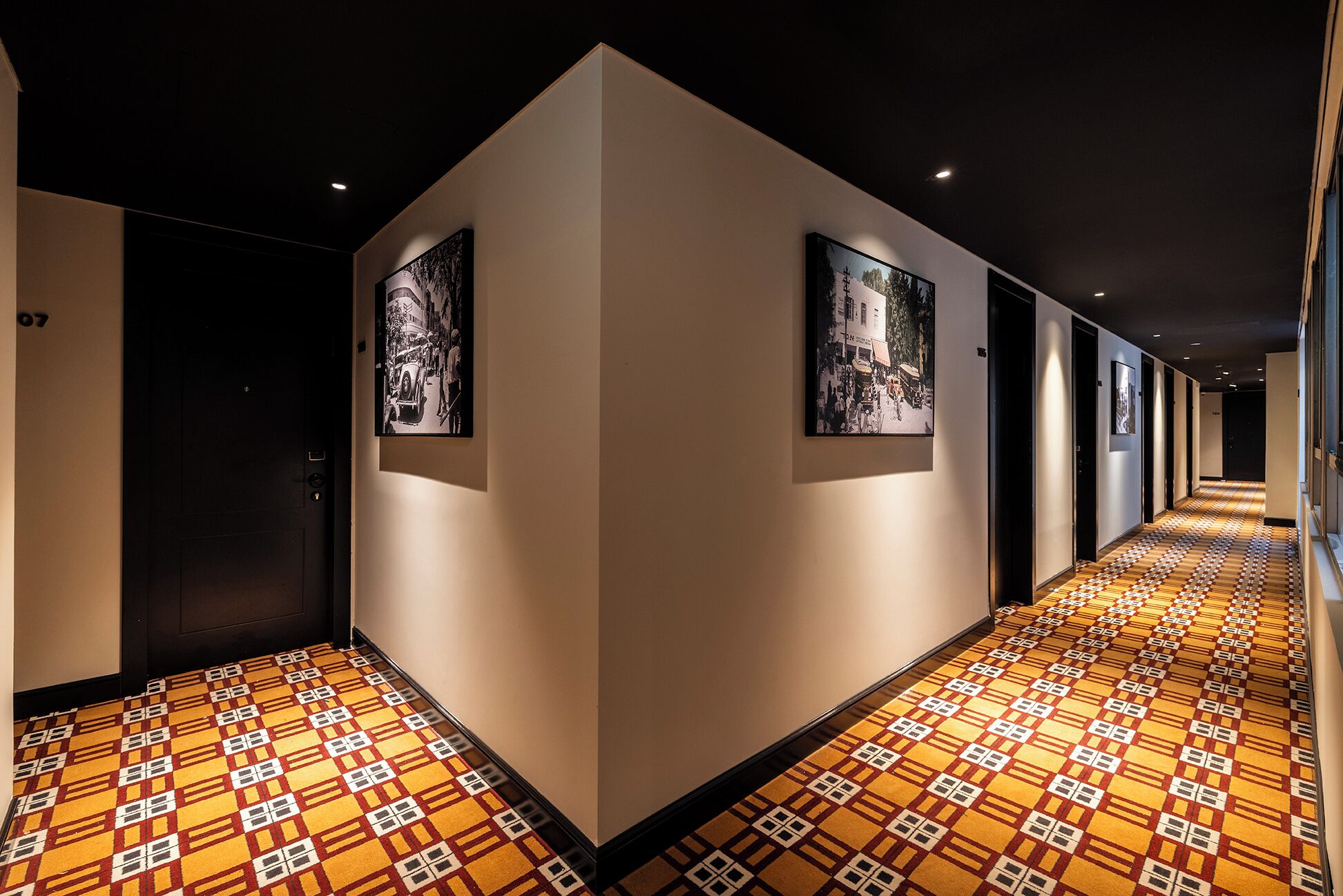 Photo - Hotel 1935- By Adam Hotels