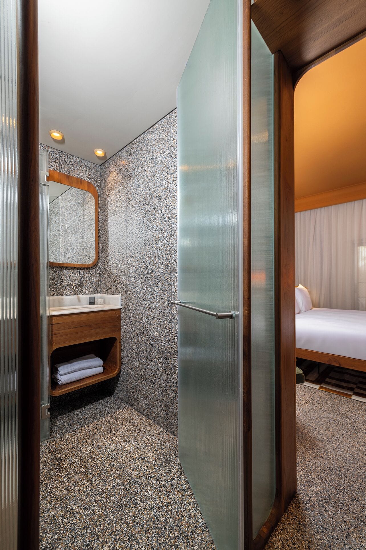 Photo - Hotel 1935- By Adam Hotels