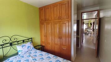 2 habitaciones y caja de seguridad en la habitación